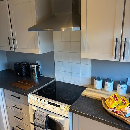 Fantastic Full 3 Bedroom Modern Apartment Belfast Exterior photo