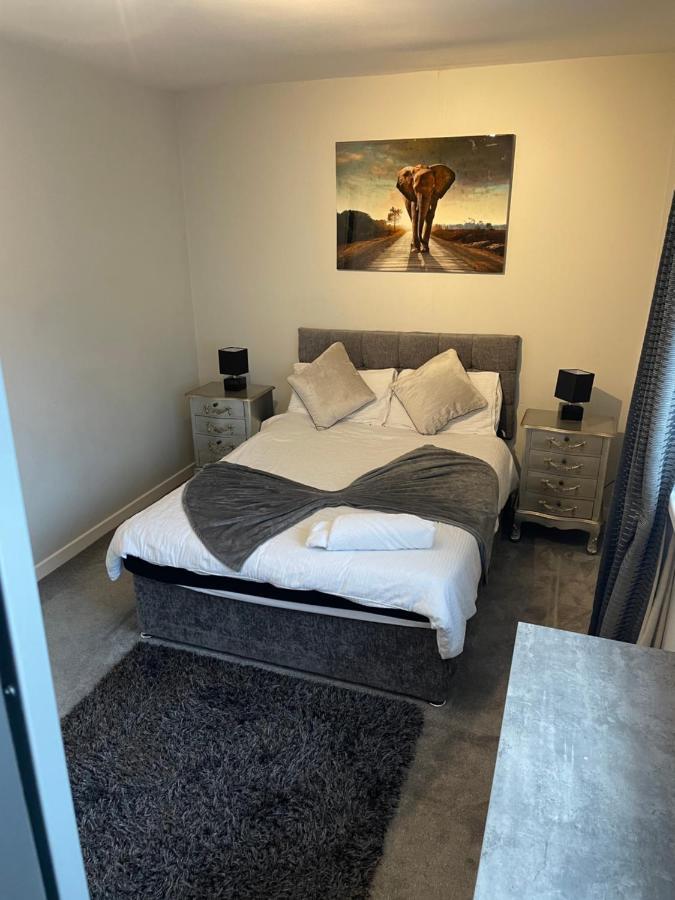 Fantastic Full 3 Bedroom Modern Apartment Belfast Exterior photo