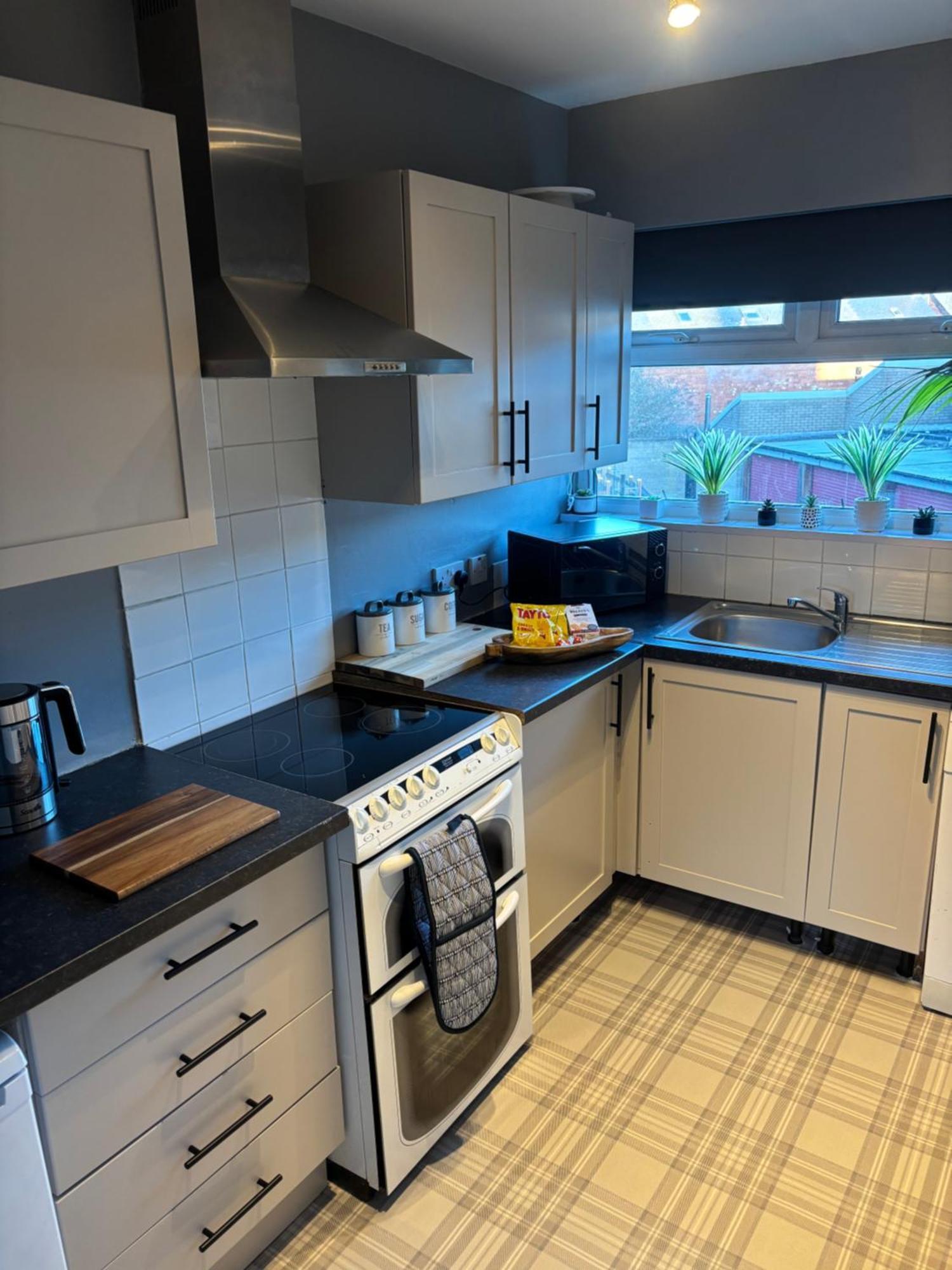 Fantastic Full 3 Bedroom Modern Apartment Belfast Exterior photo